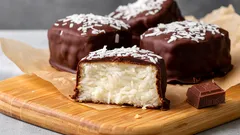 Domácí dezert „Bounty“ bez přidaného cukru – jednoduchý a chutný recept pro ty, kteří dbají na svou postavu